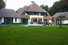 Clubhouse Thatch